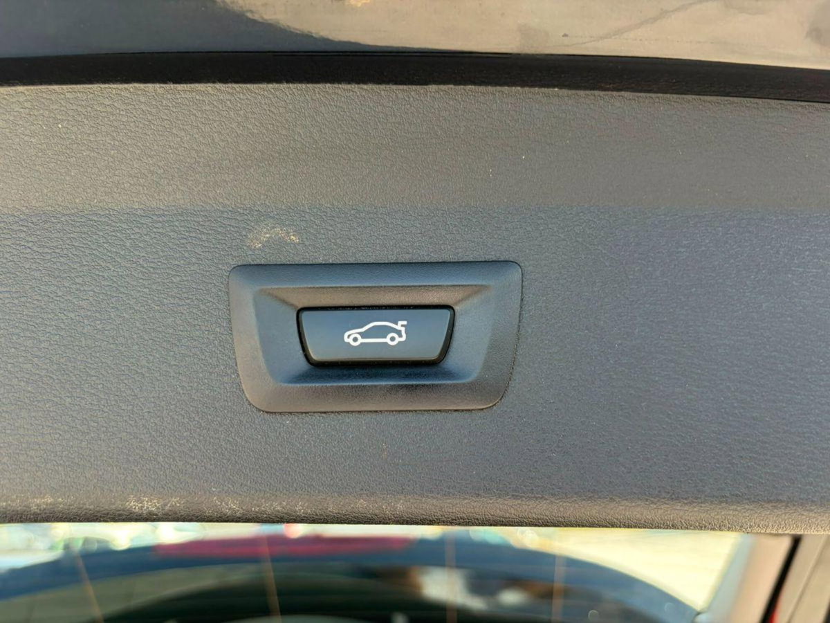 BMW X1 sDrive16d (16)