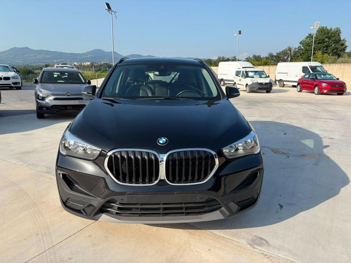 BMW X1 sDrive16d (2)