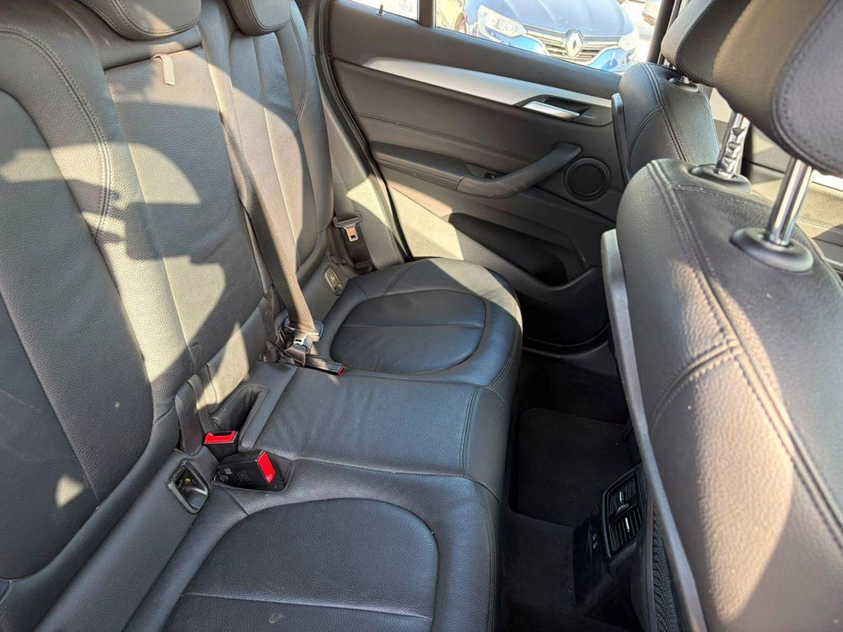 BMW X1 sDrive16d (6)