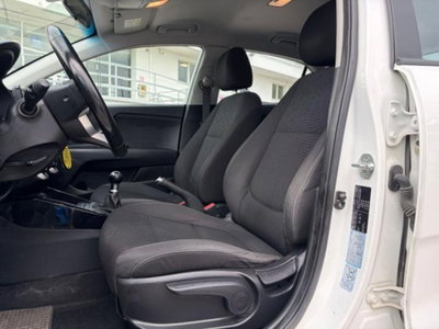 Kia Rio 1.2 MPi 5 porte GPL City (13)