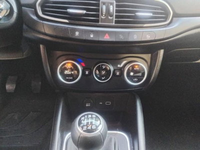 Fiat Tipo Station Wagon Tipo 1.6 Mjt S&S SW Lounge (11)