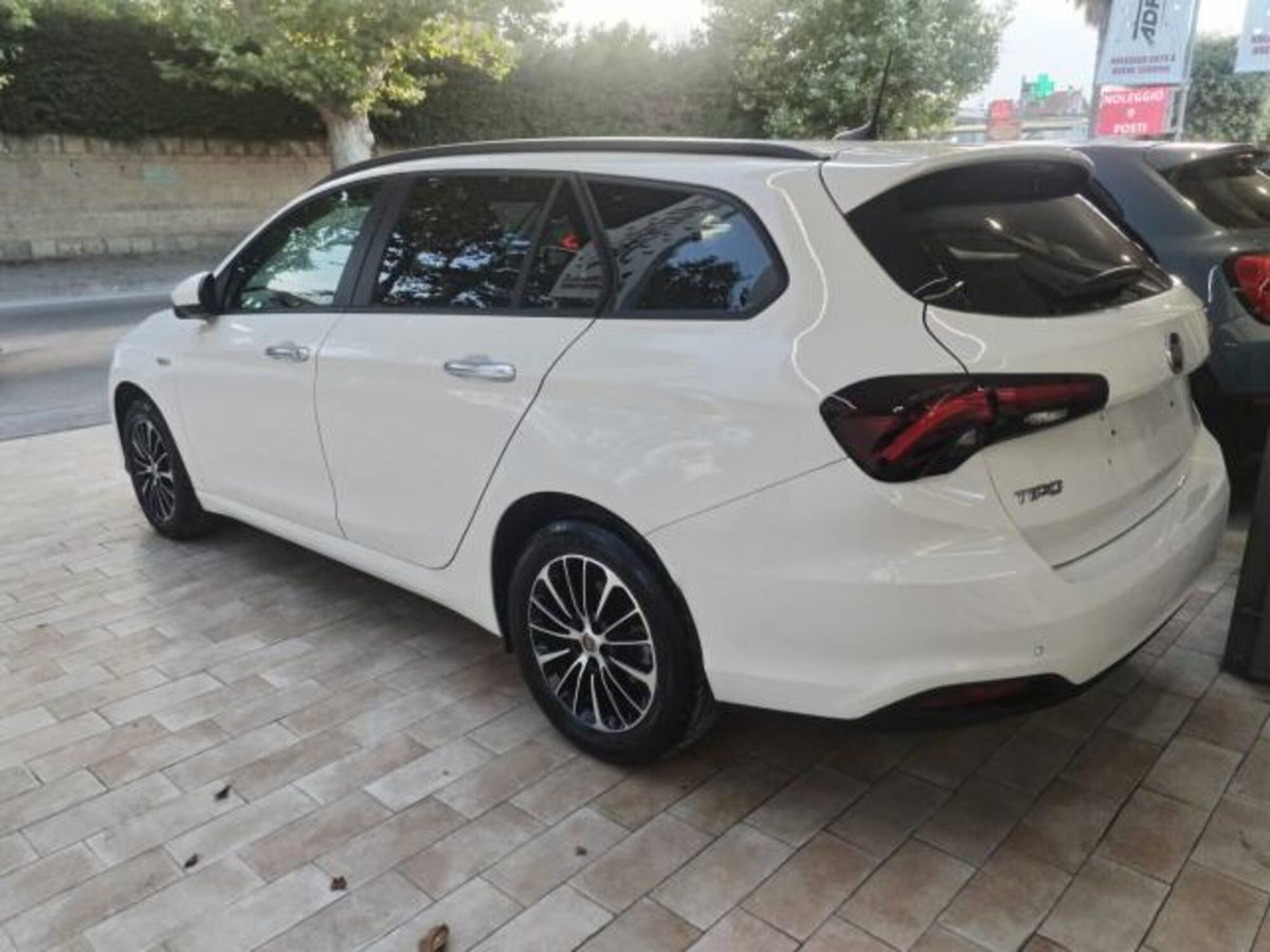 Fiat Tipo Station Wagon Tipo 1.6 Mjt S&S SW Lounge (3)