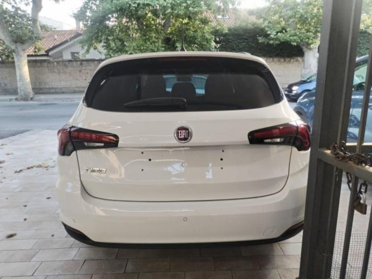 Fiat Tipo Station Wagon Tipo 1.6 Mjt S&S SW Lounge (4)