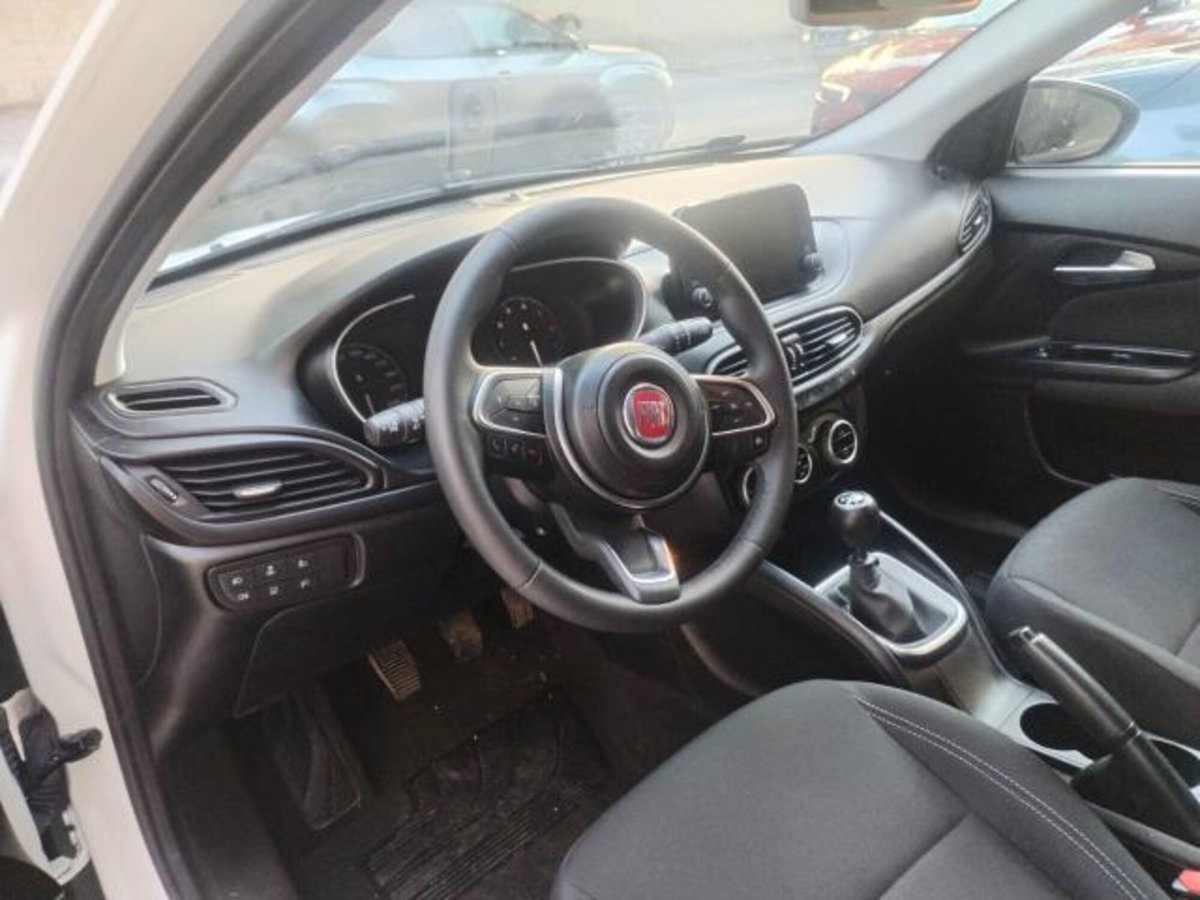 Fiat Tipo Station Wagon Tipo 1.6 Mjt S&S SW Lounge (7)