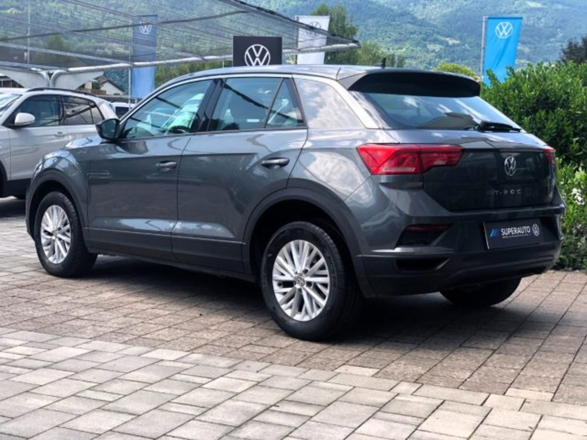 Volkswagen T-Roc 1.0 tsi Sport 115cv (6)