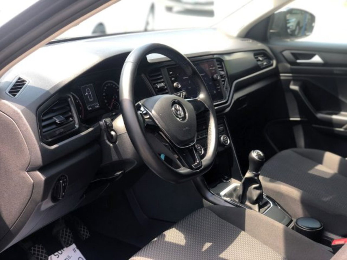 Volkswagen T-Roc 1.0 tsi Style 115cv (14)