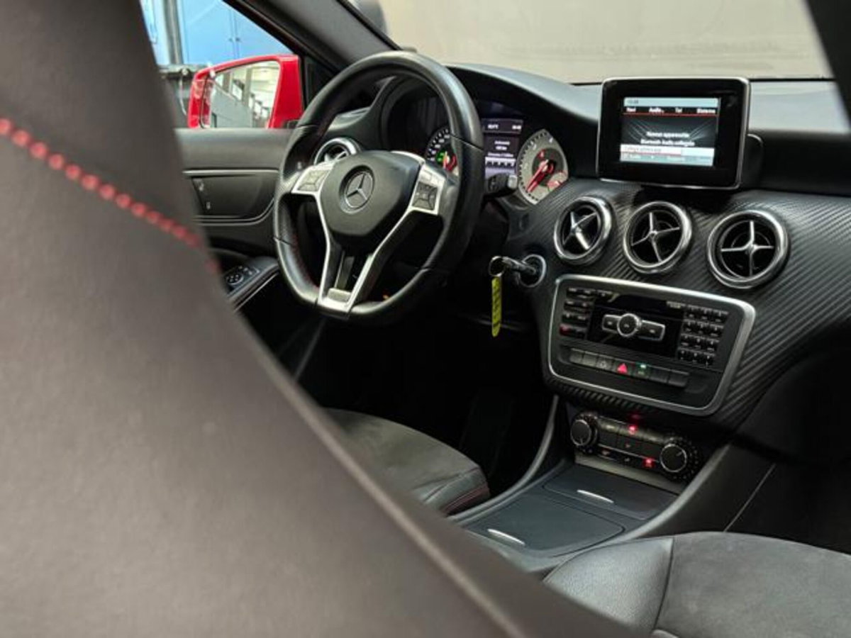 Mercedes-Benz Classe A 180 CDI Automatic Premium (15)