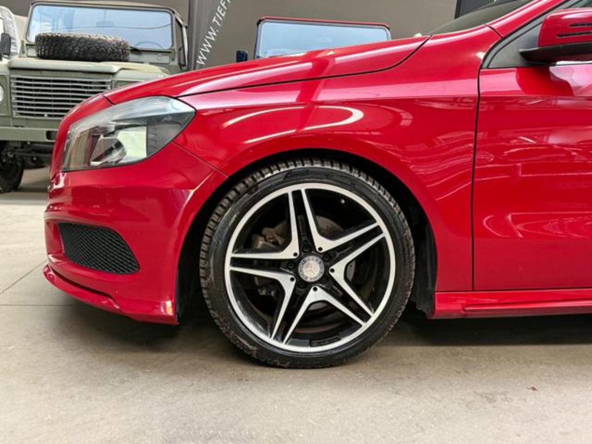 Mercedes-Benz Classe A 180 CDI Automatic Premium (7)