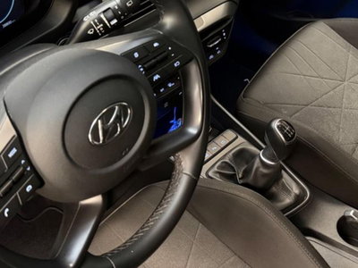 Hyundai Bayon 1.0 t-gdi 48V Xclass imt (10)