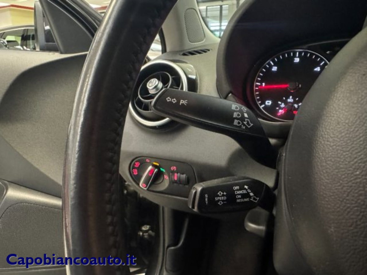 Audi A1 Sportback 1.4 TDI Admired (13)
