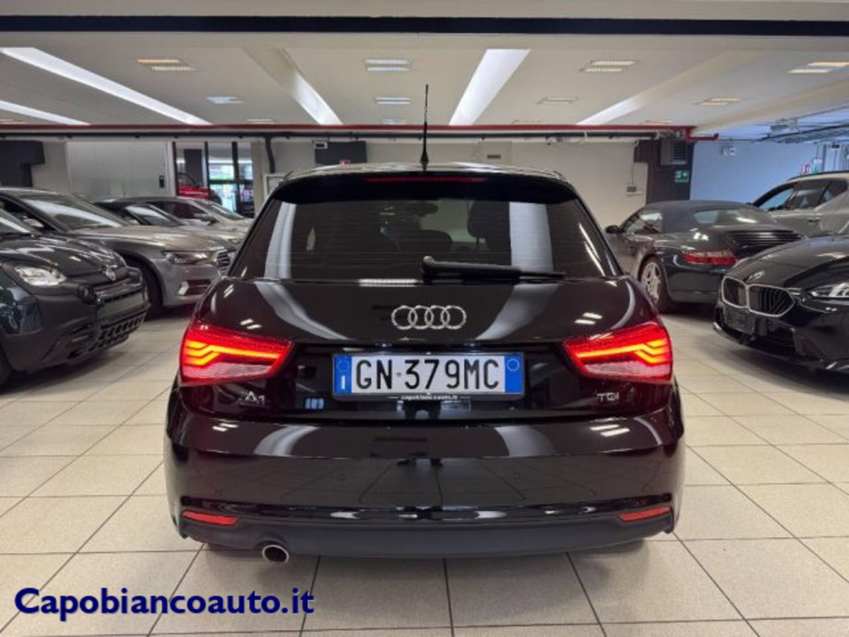 Audi A1 Sportback 1.4 TDI Admired (5)