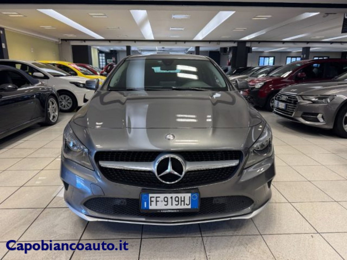 Mercedes-Benz CLA Shooting Brake 180 d Automatic Sport (2)
