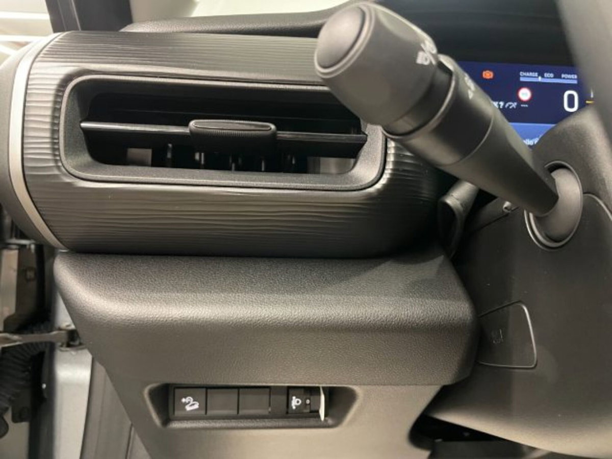 Jeep Avenger 1.2 turbo Longitude fwd 100cv (18)
