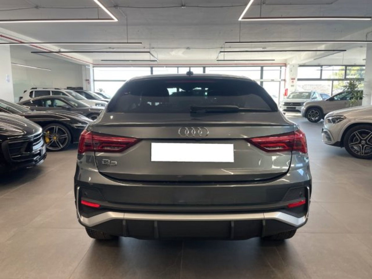 Audi Q3 Sportback 2.0 tdi S line edition 150cv s-tronic (6)
