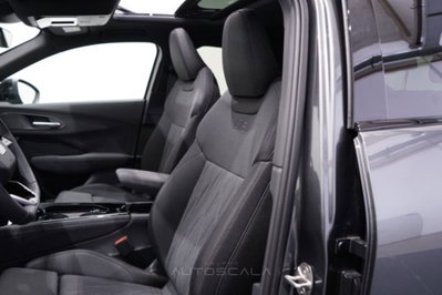 Audi Q3 Sportback 35 TDI quattro S tronic S line edition (12)