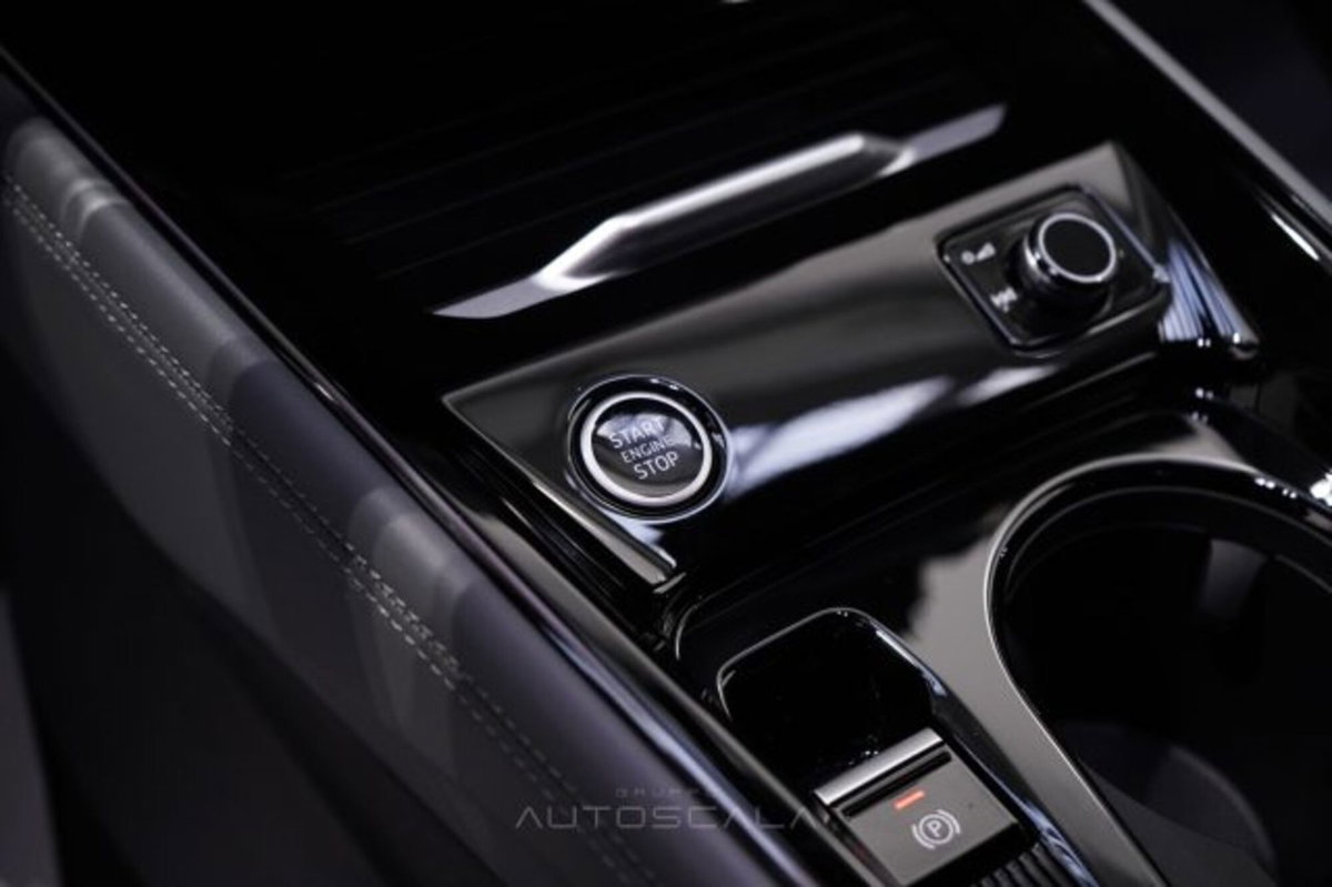 Audi Q3 Sportback 35 TDI quattro S tronic S line edition (19)