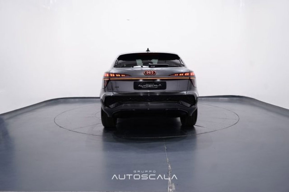 Audi Q3 Sportback 35 TDI quattro S tronic S line edition (4)
