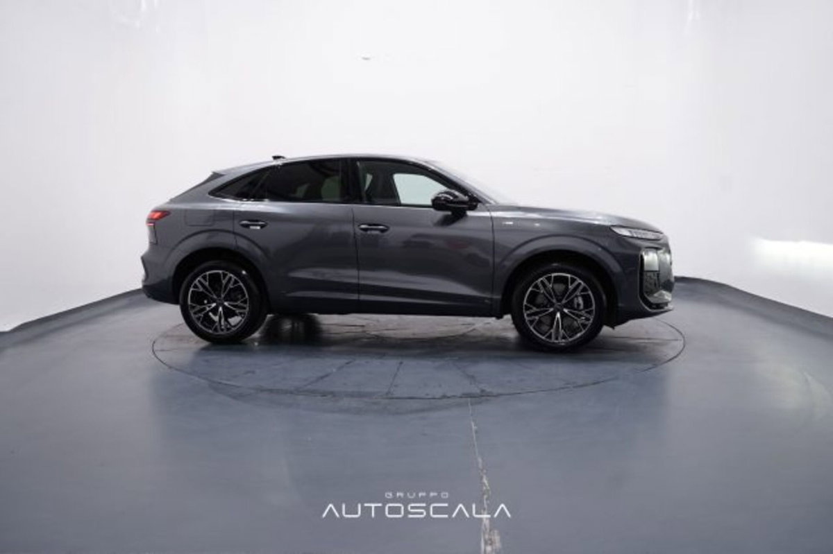 Audi Q3 Sportback 35 TDI quattro S tronic S line edition (6)