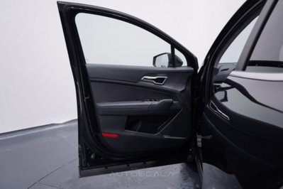 Kia Sportage 1.6 CRDi MHEV Style (9)