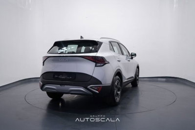 Kia Sportage 1.6 crdi mhev Business dct (6)