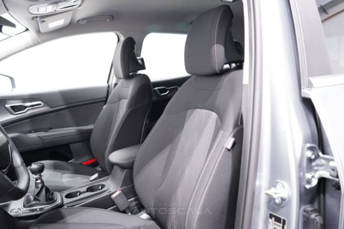 Kia Sportage 1.6 CRDi MHEV Style (11)