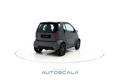 smart Fortwo 1000 45 kW MHD coupé pure (6)
