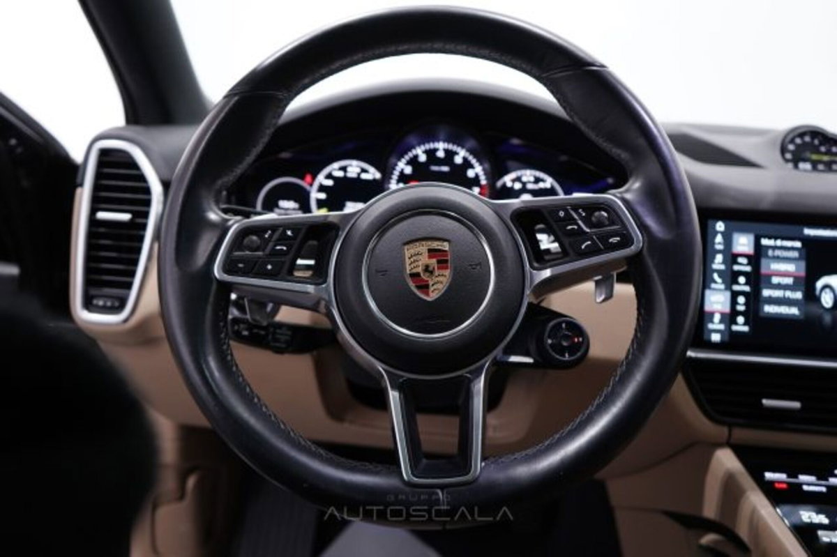 Porsche Cayenne Coupé 3.0 V6 (16)