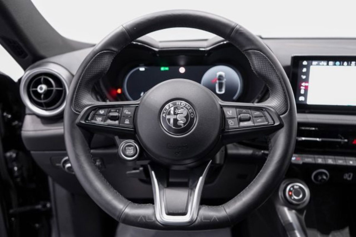 Alfa Romeo Tonale 1.6 Ti 130cv tct6 (15)