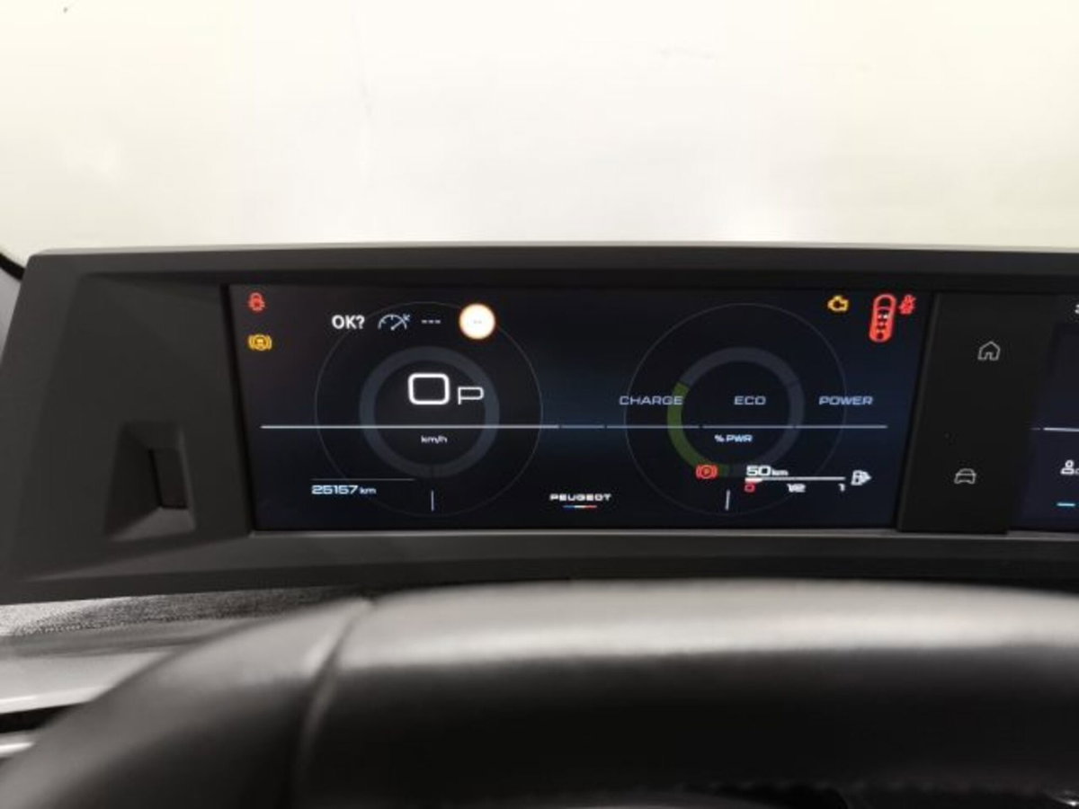 Peugeot 5008 1.2 hybrid 48V Allure Pack 136cv e-dcs 6 (11)
