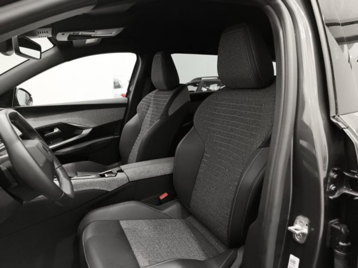 Peugeot 5008 1.2 hybrid 48V Allure Pack 136cv e-dcs 6 (9)
