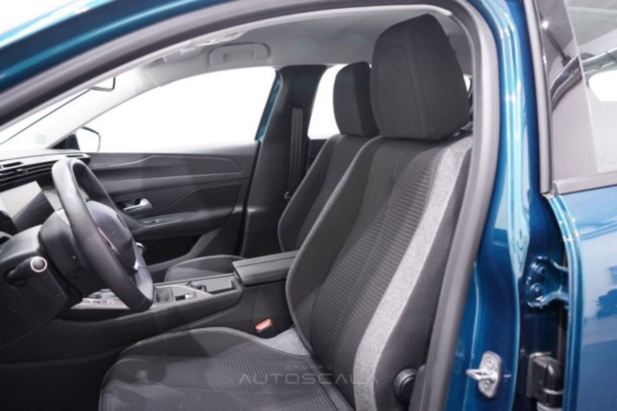Peugeot 308 PureTech Turbo 130 S&S Active Pack (11)