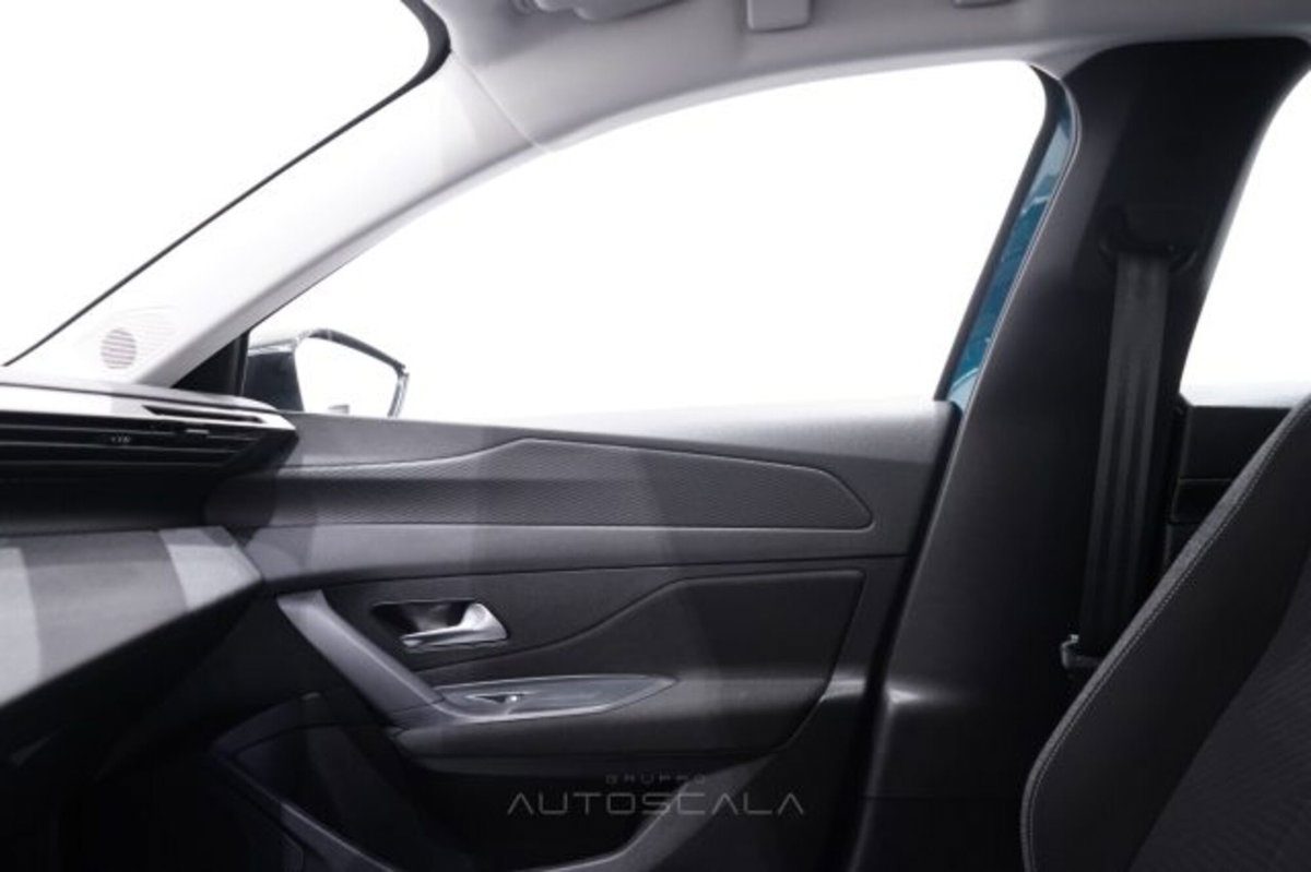 Peugeot 308 PureTech Turbo 130 S&S Active Pack (19)