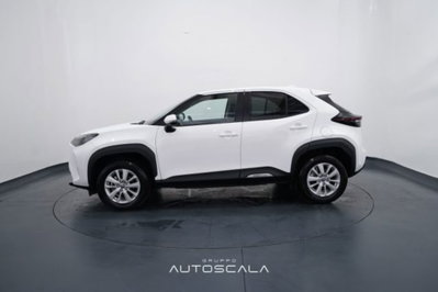 Toyota Yaris Cross 1.5h GR Sport Black Sky fwd 116cv e-cvt (3)