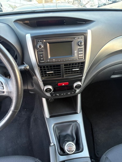 Subaru Forester 2.0D X Comfort (17)