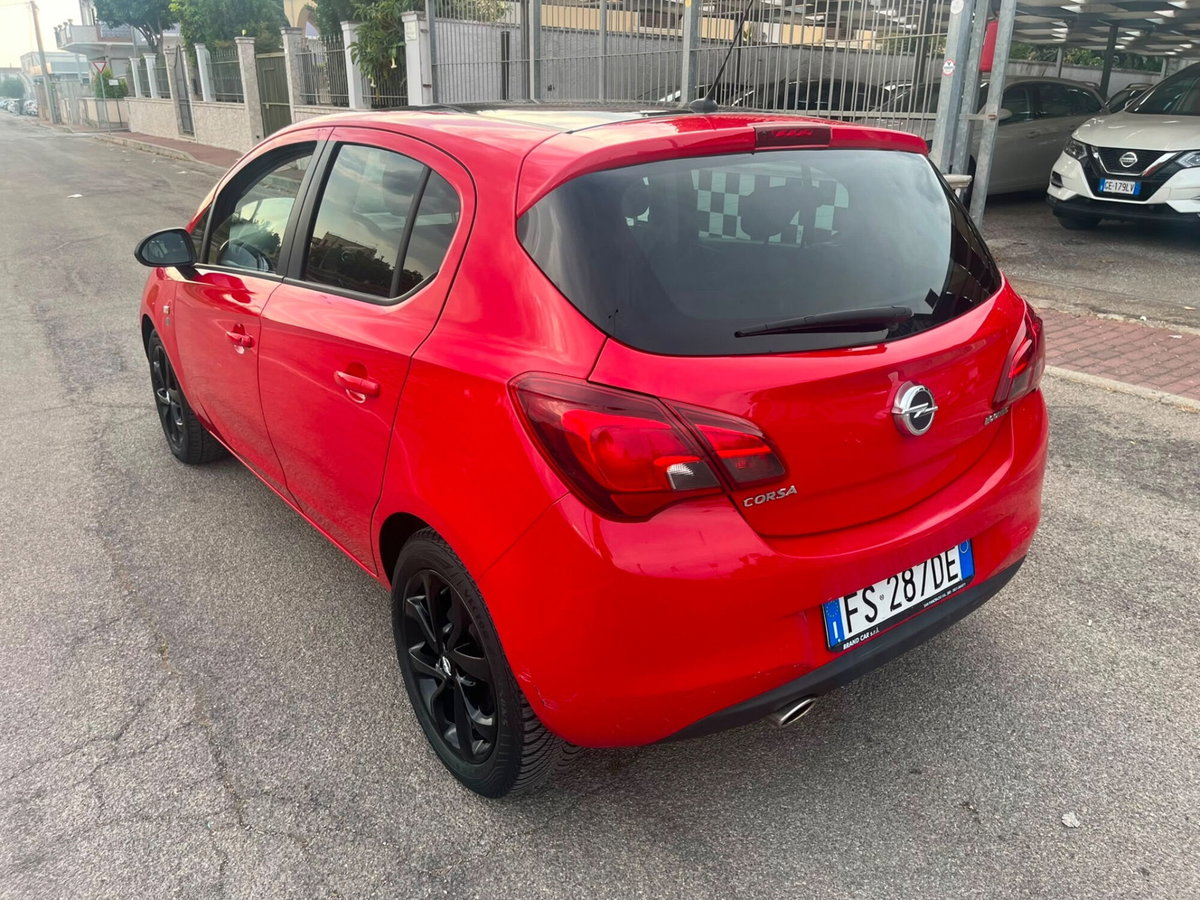 Opel Corsa 1.4 90CV GPL Tech 5 porte Black Edition (7)
