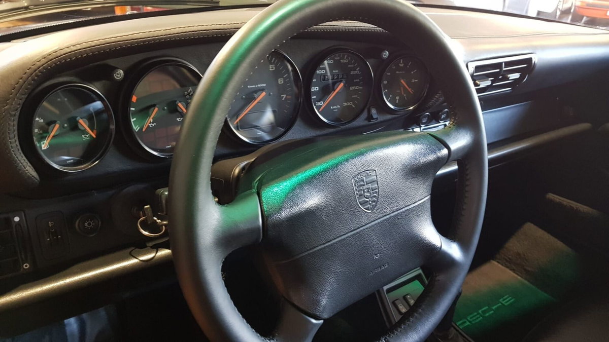 Porsche 911 Coupé Carrera cat (11)