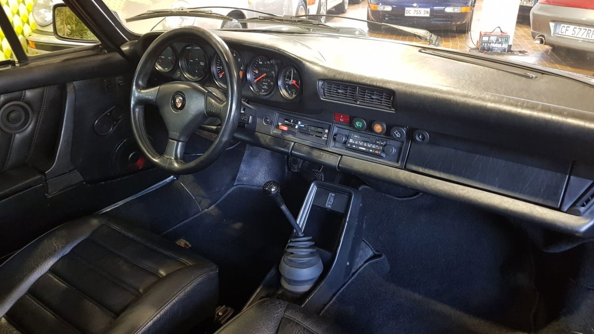 Porsche 911 Coupé Carrera cat (9)
