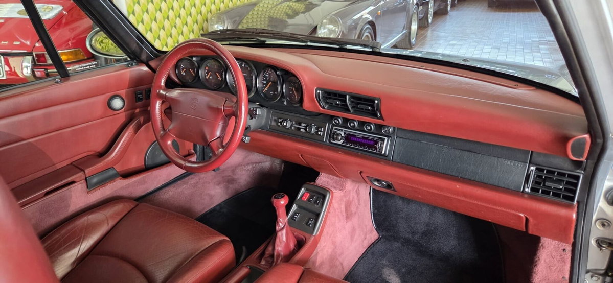 Porsche 911 Cabrio Carrera cat (11)