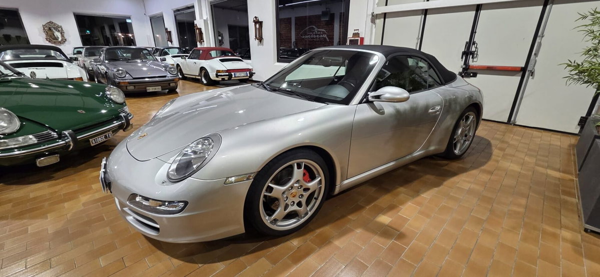 Porsche 911 Cabrio Carrera 4S (2)