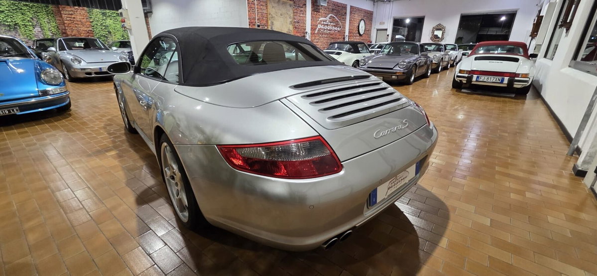 Porsche 911 Cabrio Carrera 4S (6)