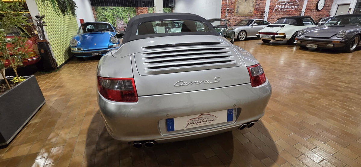 Porsche 911 Cabrio Carrera 4S (7)