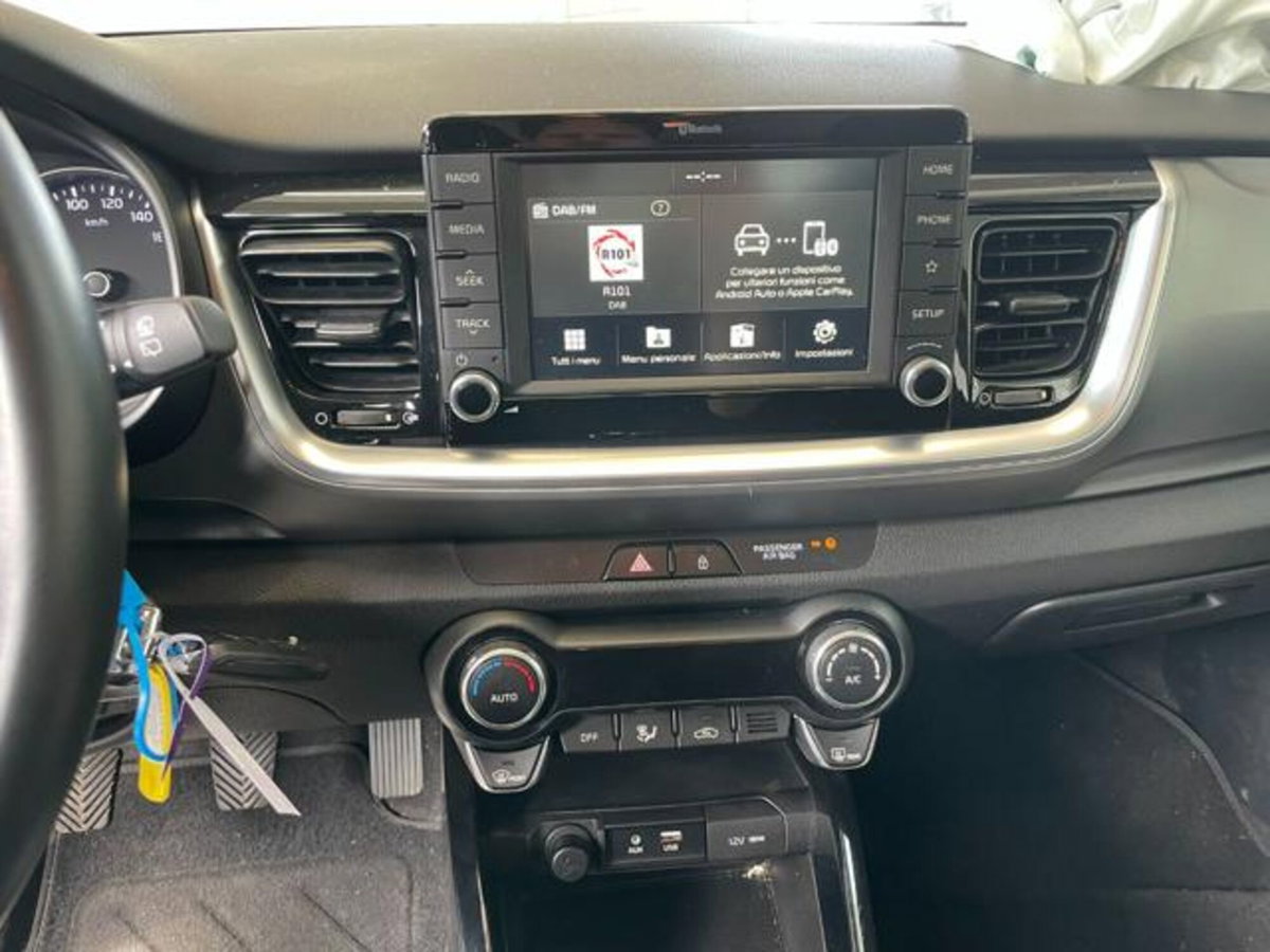 Kia Stonic 1.4 MPI EcoGPL Style (16)