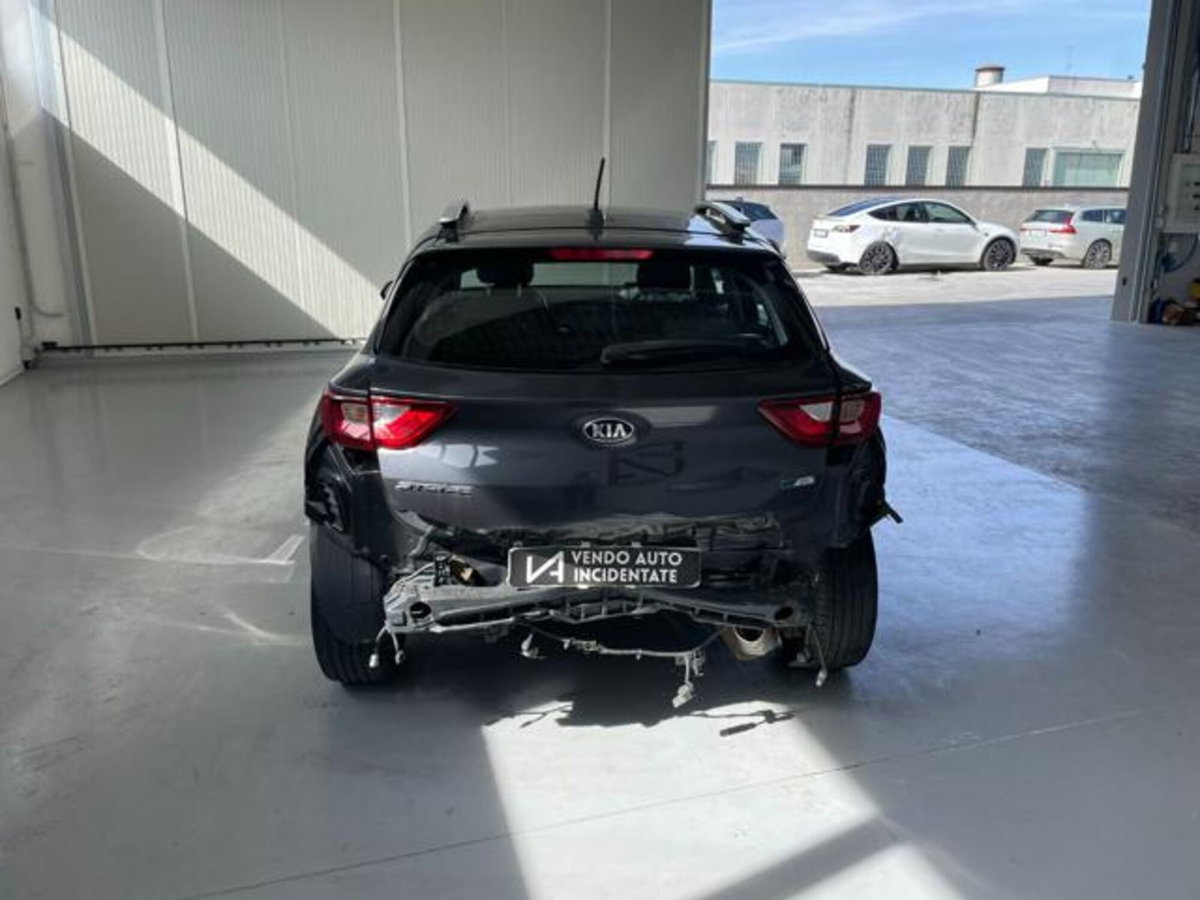 Kia Stonic 1.4 MPI EcoGPL Style (6)