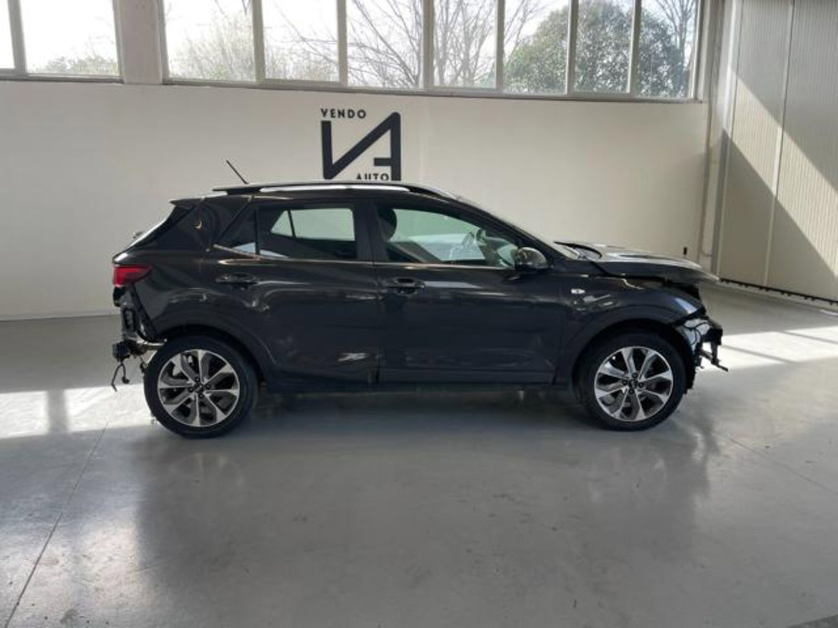 Kia Stonic 1.4 MPI EcoGPL Style (8)