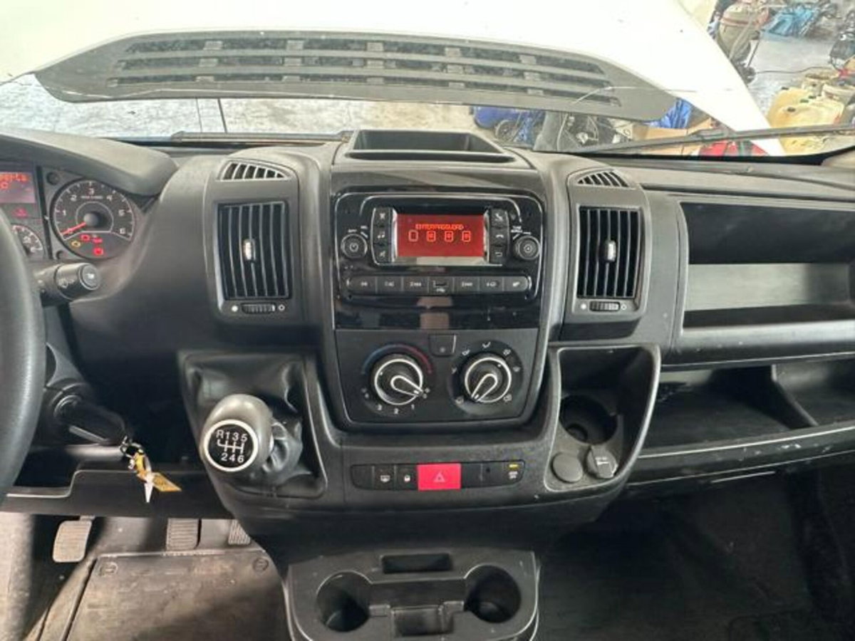 Peugeot Boxer Furgone 435 2.2 BlueHDi 165 S&S PLM-SL-TA Furgone (13)