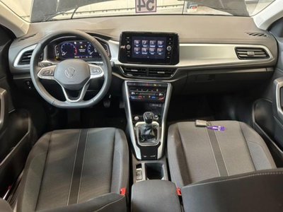 Volkswagen T-Roc 1.0 tsi Sport 115cv (16)