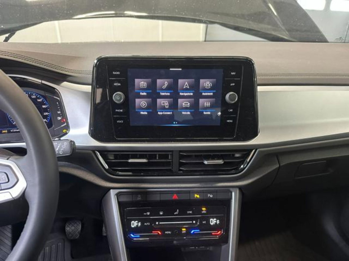 Volkswagen T-Roc 1.0 tsi Sport 115cv (18)