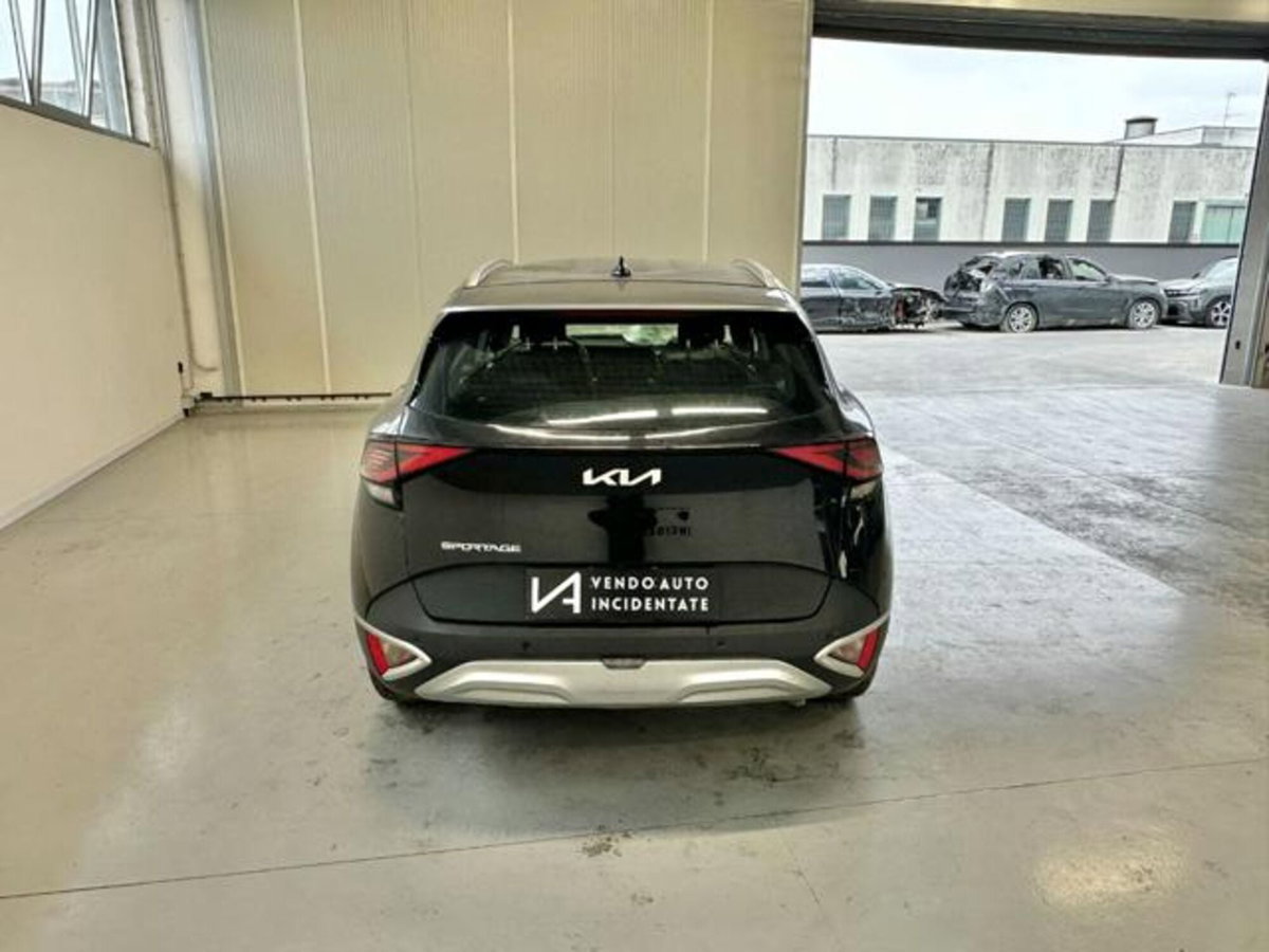 Kia Sportage 1.6 crdi mhev Business dct (6)