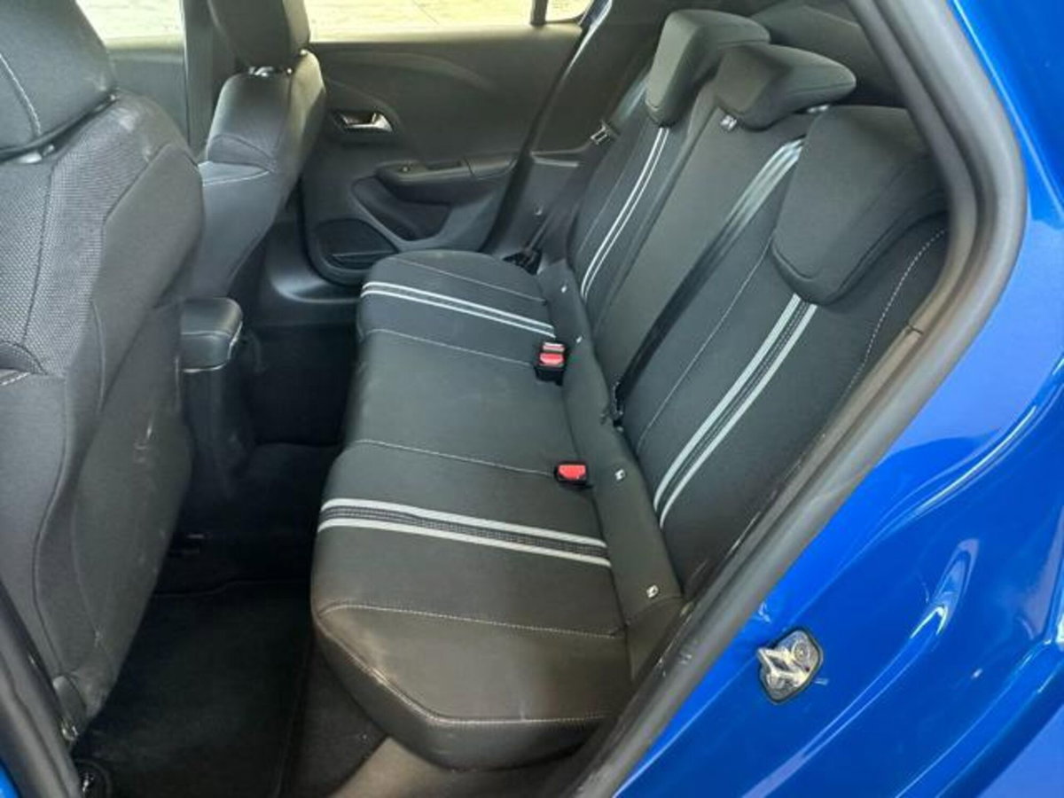 Opel Corsa 1.2 hybrid GS 100cv dct6 (12)