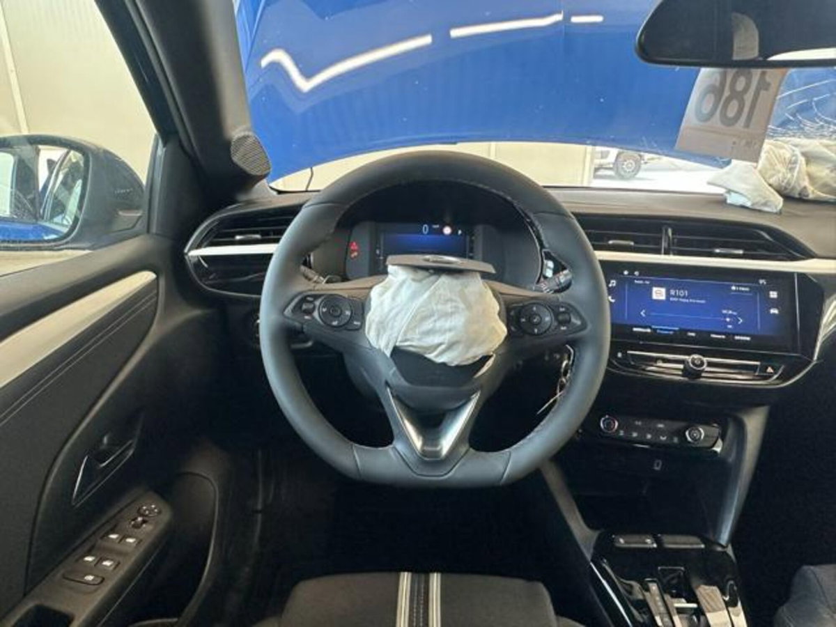Opel Corsa 1.2 hybrid GS 100cv dct6 (15)